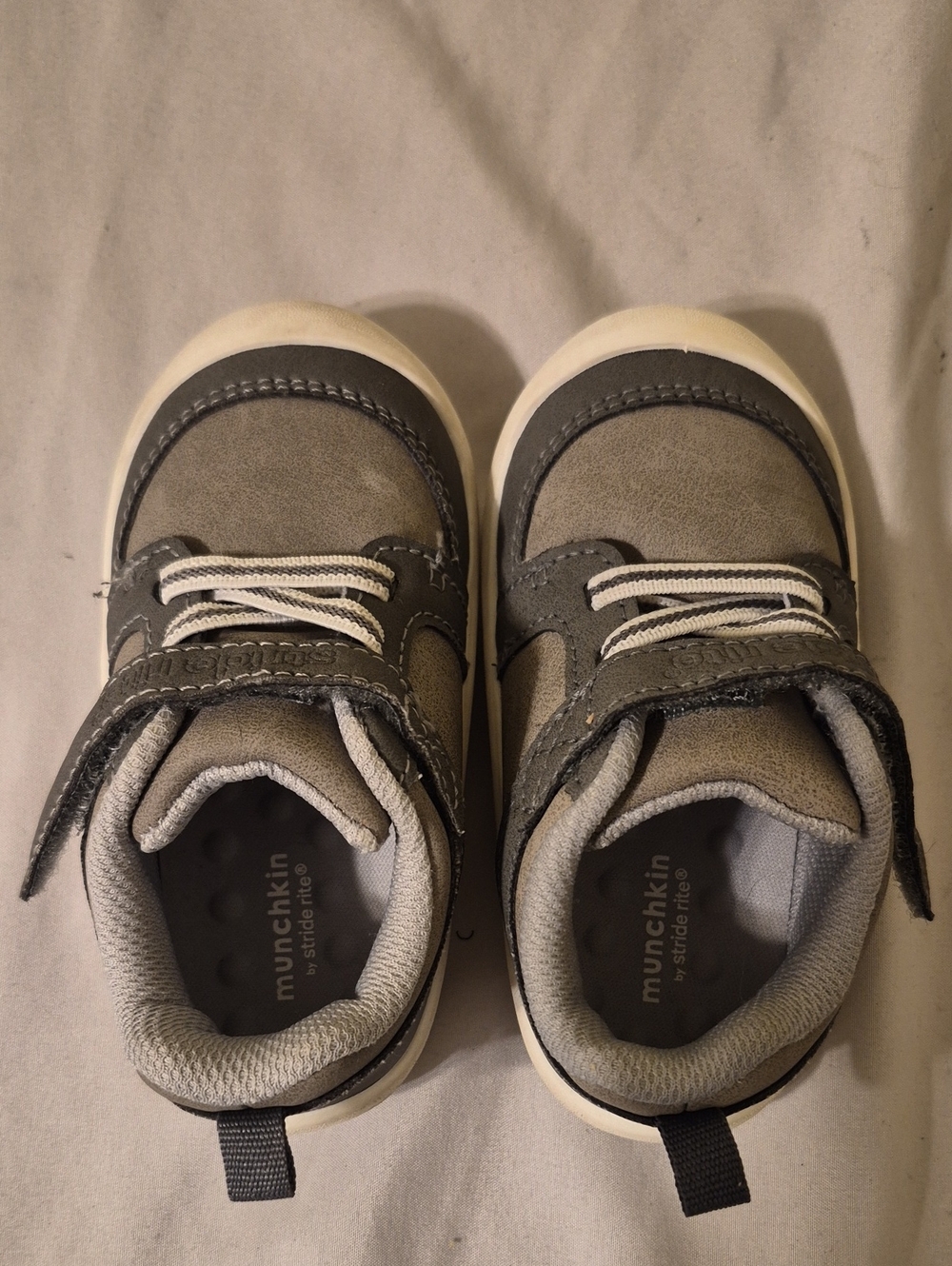Munchkin Gray and White Toddler Sneakers with Velcro Strap